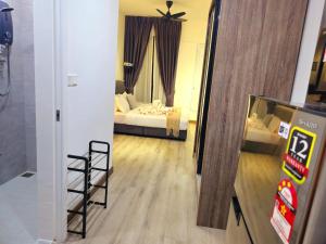Cama ou camas em um quarto em Cubic Botanical Studio 情侣体验民宿电影院的感觉