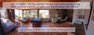 een woonkamer met een tafel en stoelen bij CASA LAS PLAYITAS -CLP- BEST SEA VIEW - In 1 Minute Ocean in Las Playitas