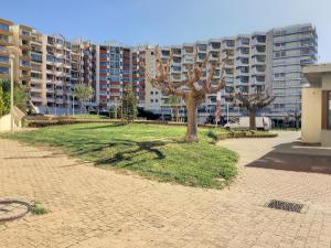 Fotografia z galérie ubytovania Studio moderne 2-4 pers avec terrasse, proche commerces - Carnon - FR-1-715-39 v destinácii Mauguio