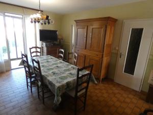 Fotografia z galérie ubytovania Charmante maison 4 pers avec terrasse, à 1 km des plages, animaux acceptés - FR-1-540-176 v destinácii Notre-Dame-de-Monts