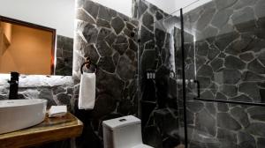 Koupelna v ubytování Hotel Boutique Los Abetos