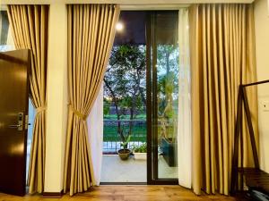 Galeriebild der Unterkunft Boom Casa Homestay in Hue