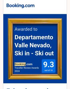 zdjęcie złotej ramki z tekstem uaktualnionym do deprecator ville w obiekcie Departamento Valle Nevado, Ski in - Ski out w mieście Santiago