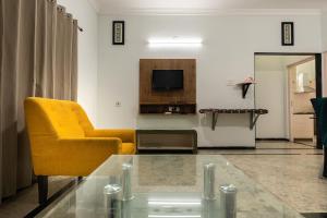 TV a/nebo společenská místnost v ubytování Hive Service Apartment