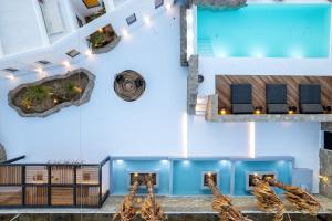 Galeriebild der Unterkunft Mykonos Town Black Villa with Cave Heated Pool in Mykonos Stadt