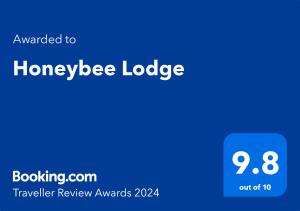 Certifikát, hodnocení, plakát nebo jiný dokument vystavený v ubytování Honeybee Lodge