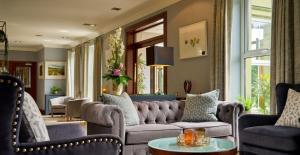 Χώρος καθιστικού στο Brook Lane Hotel