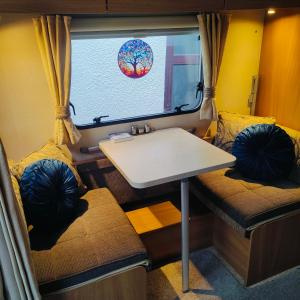 Istumisnurk majutusasutuses Kintyre Caravan