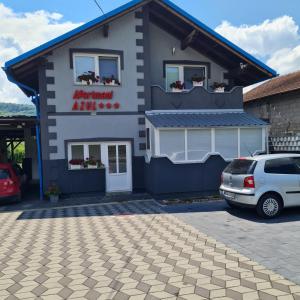 Gallery image of Apartman Azul in Podastrana