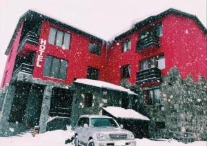 RED HOUSE talvel