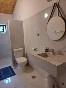 Koupelna v ubytování La Fandenoise