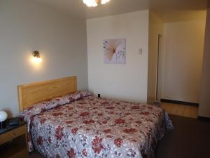 Gallery image of Hôtel-Motel Le Pharillon in Cap-des-Rosiers