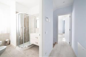 A bathroom at Home by Massi