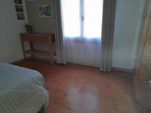 Gallery image of Cal Abel in Gombreny