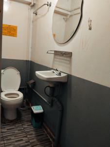 Kopalnica v nastanitvi Shannkalay Hostel