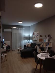 Posedenie v ubytovaní Axd DownTown Spacious Lux Apartment