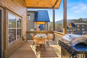 Balkón nebo terasa v ubytování Smoky Fun Cabin