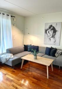 Oleskelutila majoituspaikassa Cozy apartment, central Oslo with private terrace