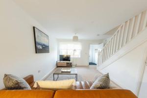 Fotografie z fotogalerie ubytování Special Offer! Harton House - Perfect for Contractors & Groups - Long Stays Welcome - Driveway Parking, Fast Wifi, SmartTV with Netflix by Yoko Property v destinaci Redcar