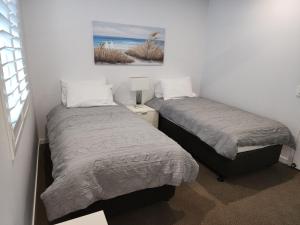 Katil atau katil-katil dalam bilik di Aqua View 504, 29 Canberra Tce, Kings Beach