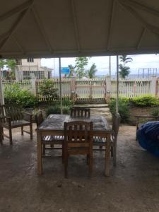 Balkón nebo terasa v ubytování New Mavida Lodge
