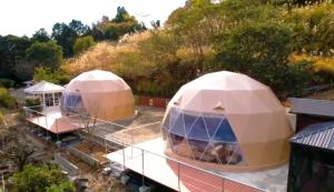 Una vista de la alberca en Izu coco dome tent C - Vacation STAY 87884v o alrededores