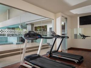 Fitness centrum a/nebo fitness zařízení v ubytování Hotel Santika Premiere Gubeng Surabaya