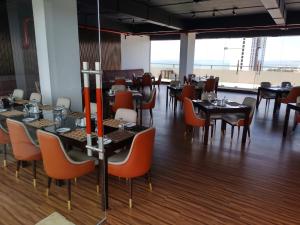 Restoran atau tempat lain untuk makan di Fun-Ocean-Chill