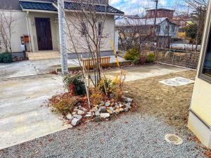 Κήπος έξω από το New open 新築の上質な宿【FTHIvory】