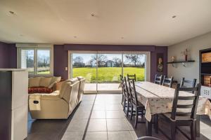 Posezení v ubytování La maison d'Alphonse : Plouha, proche de la plage