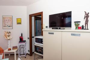 Kuchyňa alebo kuchynka v ubytovaní Residenza Coccinelle vista Lago d'Iseo