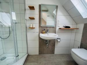 Koupelna v ubytování STRANDHUUS Norddeich