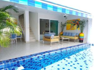 Fotografie z fotogalerie ubytování Cosy 3 Bedroom Duplex w/ Private Pool Near Beach! v destinaci Mae Nam