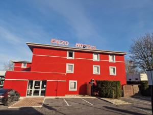 Budova, kde se hotel nachází