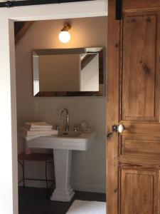 Ένα μπάνιο στο Gîte du Milan royal +12 φωτογραφίες