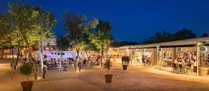 Galeriebild der Unterkunft Istra Sunny Tent in Lanterna Premium Camping Resort 4* in Poreč