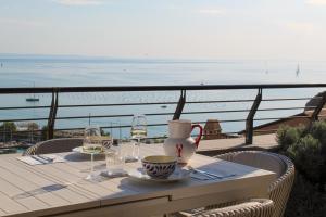 Příroda nedaleko apartmánu + 32 fotografií