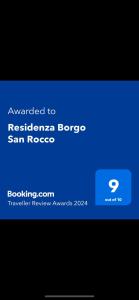 uma imagem de um telemóvel com um ecrã azul em Residenza Borgo San Rocco em SantʼAmbrogio di Valpolicella