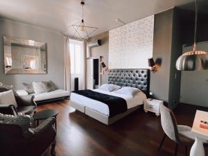 Un ou plusieurs lits dans un hébergement de l'établissement Royal Hôtel