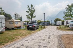 befestigung lenkertasche liebfit Gabeltasche für E-Scooter Elektroroller E-Bike, 3L Kapazität, Abnehmbar mit Tragegriff, Gummiseil-Befestigung, Schwarz : Battery Options (Recommended):36V 21.0Ah HAILONG (18650 LG Cell) Review: 2023 VW ID.4 Skoda Enyaq