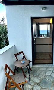 A balcony or terrace at Aegean View House