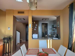 Imagen de la galería de Townhouse Los Olivos M, en Altea
