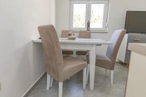 Billede fra billedgalleriet på House Aronija with Swimming Pool i Grude + 13 billeder