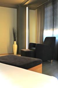 Posedenie v ubytovaní Hotel Almirante