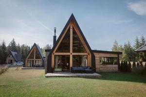 Budova, kde se chata nachází