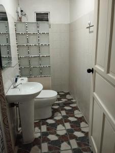 Vonios kambarys apgyvendinimo įstaigoje Virtuoso
