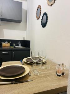 Gambar di galeri bagi Le 2 - Grand studio Caen Centre Port de plaisance di Caen
