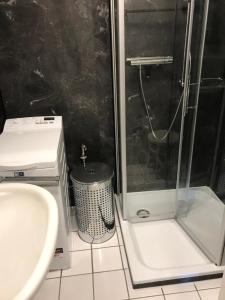 Ein Badezimmer in der Unterkunft Ferienwohnung "Sielblick" in Dornumersiel