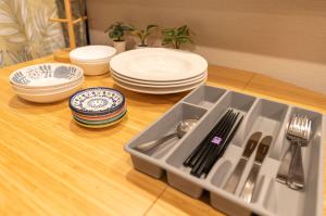 תמונה מהגלריה של Guest House Kubo Homes Tengachaya 1 באוסקה