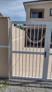 Φωτογραφία από το άλμπουμ του Santos house casa com dois quartos σε Matinhos